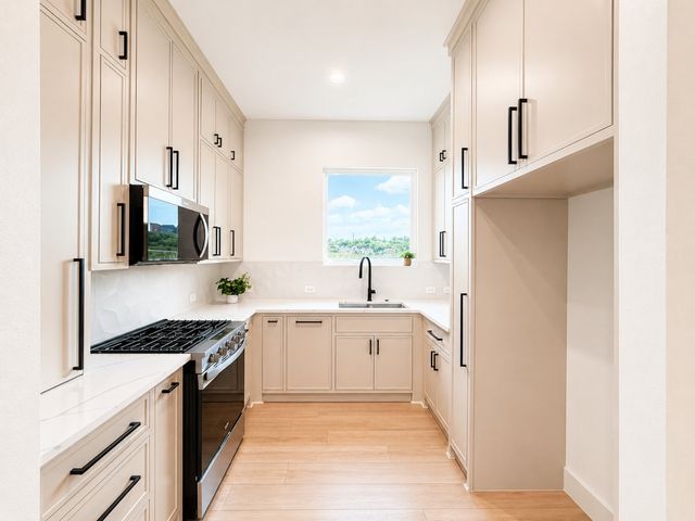 209 Avery Lane, Gunter, TX 75058