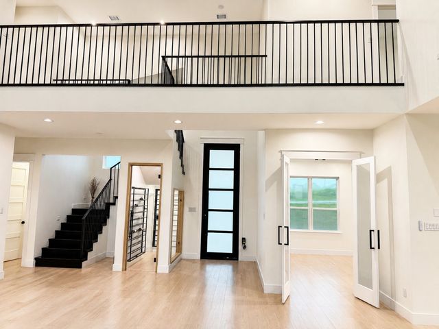 209 Avery Lane, Gunter, TX 75058