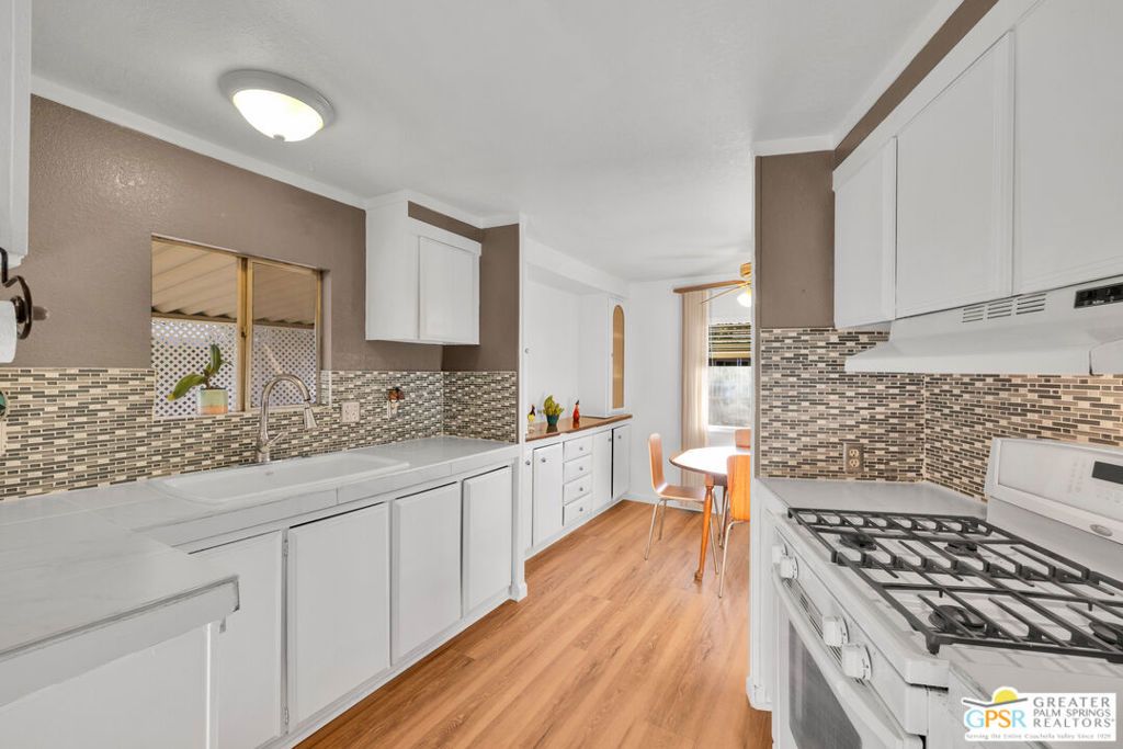 Image 16 of property listing at 462 Coyote, Cathedral City, CA 92234