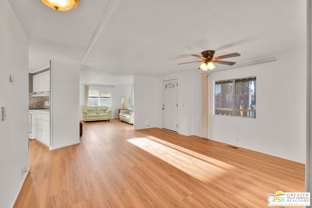 Image 9 of property listing at 462 Coyote, Cathedral City, CA 92234