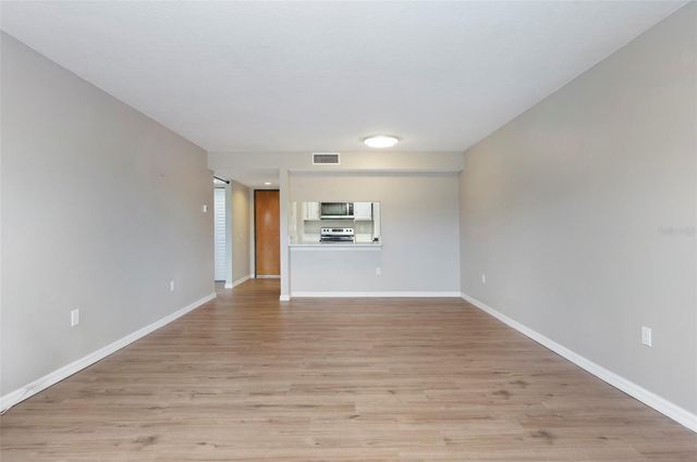 2593 COUNTRYSIDE BOULEVARD 7210, Clearwater, FL 33761