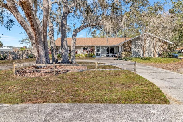 33301 COVENTRY DRIVE, Leesburg, FL 34788