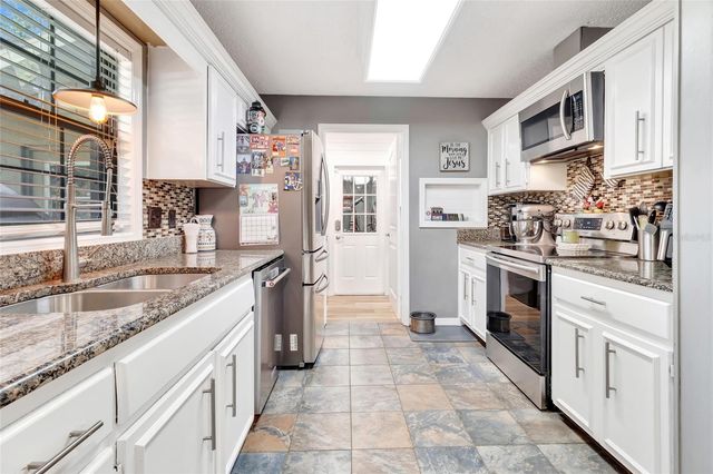 33301 COVENTRY DRIVE, Leesburg, FL 34788