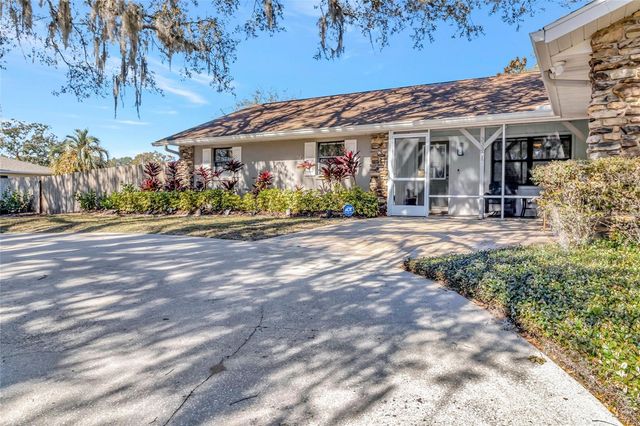 33301 COVENTRY DRIVE, Leesburg, FL 34788