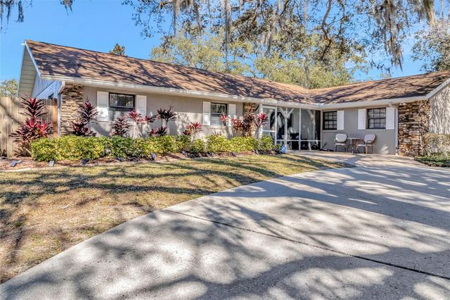 33301 COVENTRY DRIVE, Leesburg, FL 34788