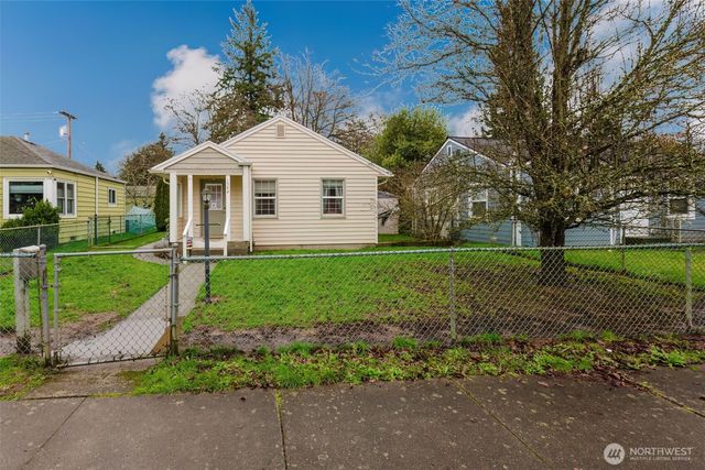 1342 N Montgomery Avenue, Bremerton, WA 98312