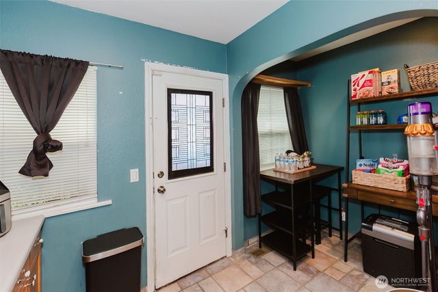 1342 N Montgomery Avenue, Bremerton, WA 98312