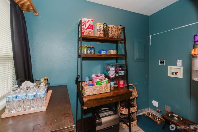 1342 N Montgomery Avenue, Bremerton, WA 98312