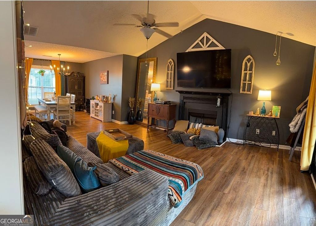 18 J & J Drive, Lavonia, GA 30553 — photo 2