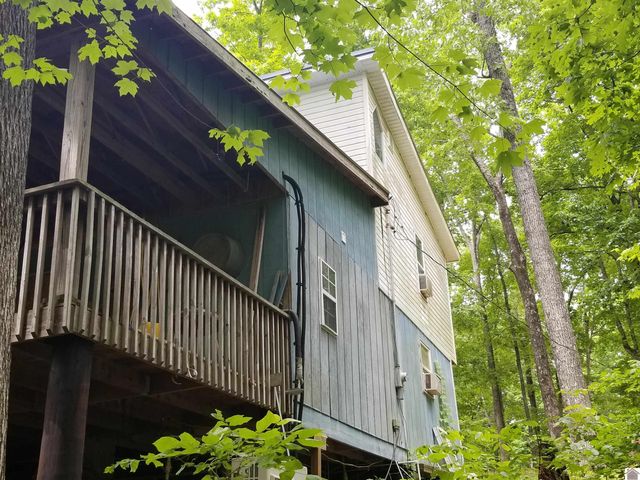 306 Skip Jack Lane, Cadiz, KY 42211