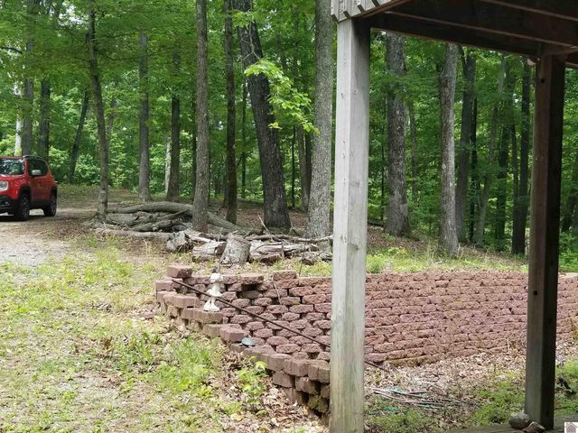 306 Skip Jack Lane, Cadiz, KY 42211