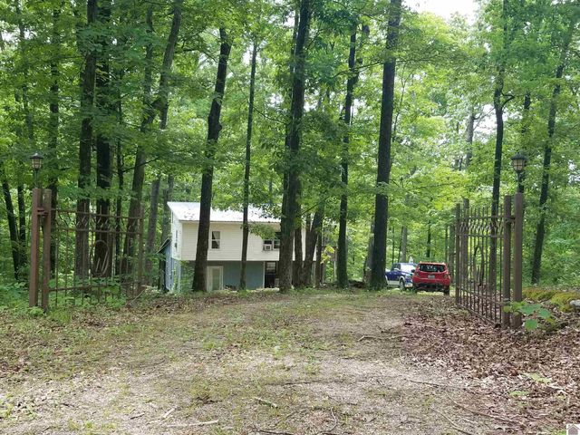 306 Skip Jack Lane, Cadiz, KY 42211