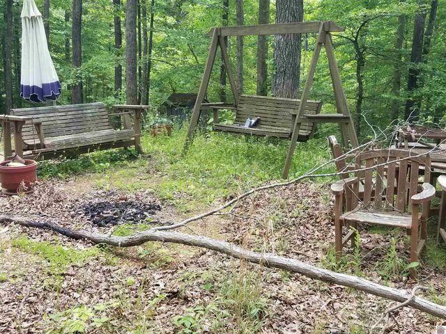 306 Skip Jack Lane, Cadiz, KY 42211