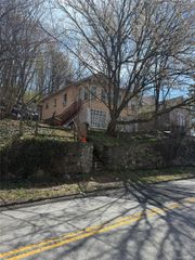 665 N Division Street, Peekskill, NY 10566