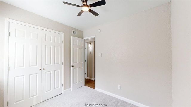 806 Oran Circle F, Bryan, TX 77801