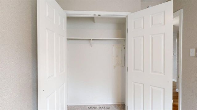 806 Oran Circle F, Bryan, TX 77801