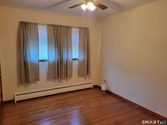 30 Springdale Avenue, Stratford, CT 06614