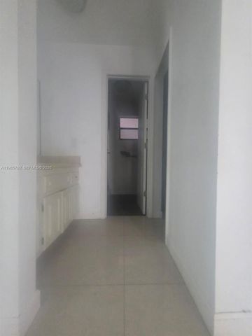710 SW 99th Ct Circle, Miami, FL 33174