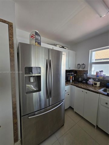 710 SW 99th Ct Circle, Miami, FL 33174