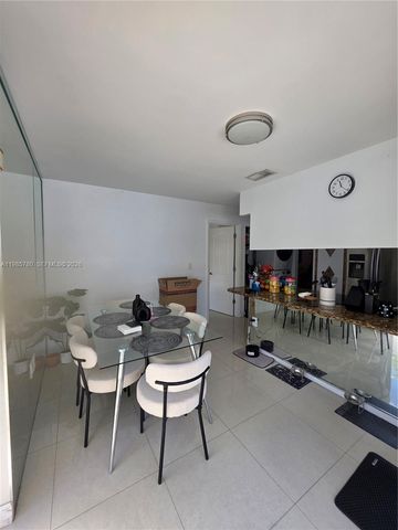 710 SW 99th Ct Circle, Miami, FL 33174