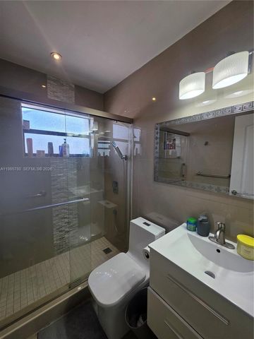 710 SW 99th Ct Circle, Miami, FL 33174
