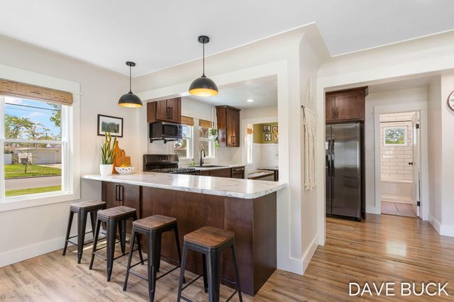 283 W 28th Street, Holland, MI 49423