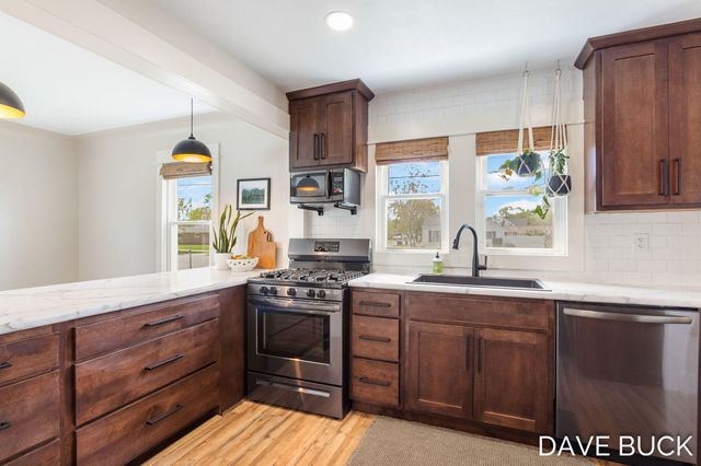 283 W 28th Street, Holland, MI 49423