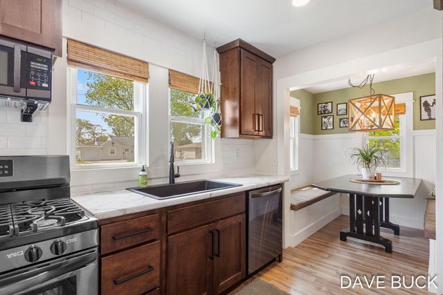 283 W 28th Street, Holland, MI 49423