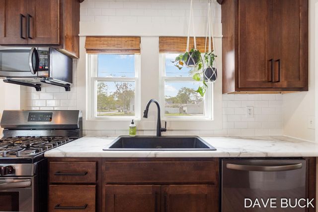 283 W 28th Street, Holland, MI 49423