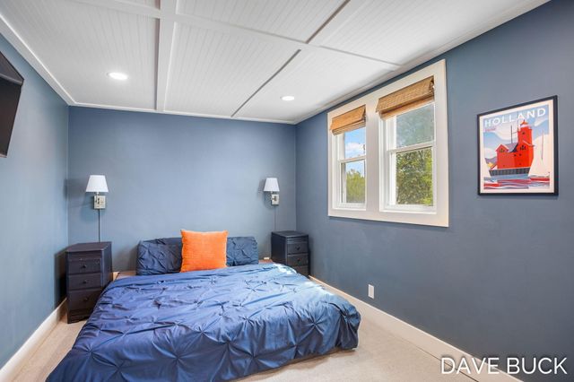 283 W 28th Street, Holland, MI 49423
