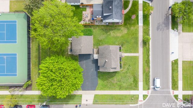 283 W 28th Street, Holland, MI 49423