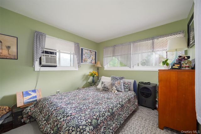 11 Princeton, Red Hook, NY 12571