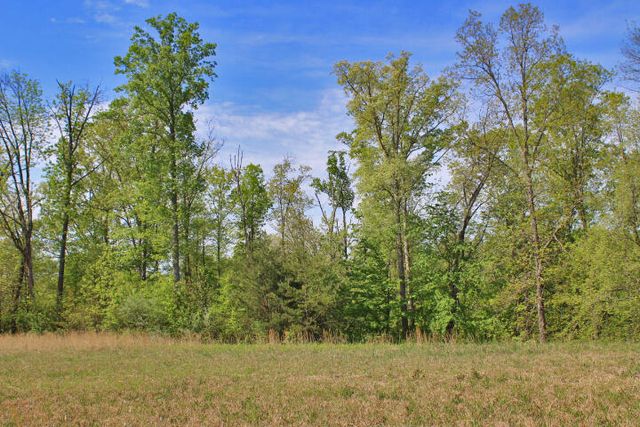 100 Lake Crest Drive, Somerset, KY 42503