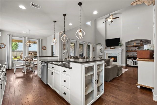 1419 Norman Hill Lane, League City, TX 77573