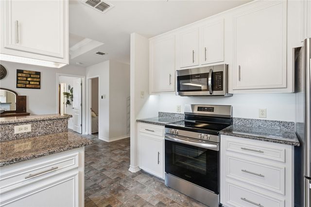 10522 Pioneer Dr, Corpus Christi, TX 78410