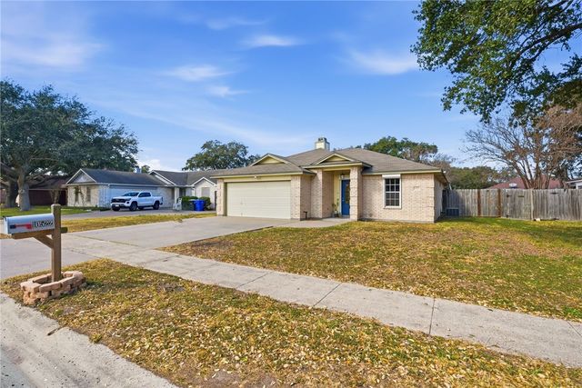 10522 Pioneer Dr, Corpus Christi, TX 78410