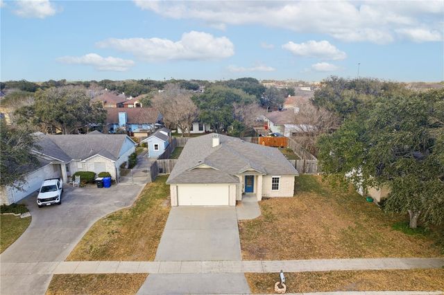 10522 Pioneer Dr, Corpus Christi, TX 78410