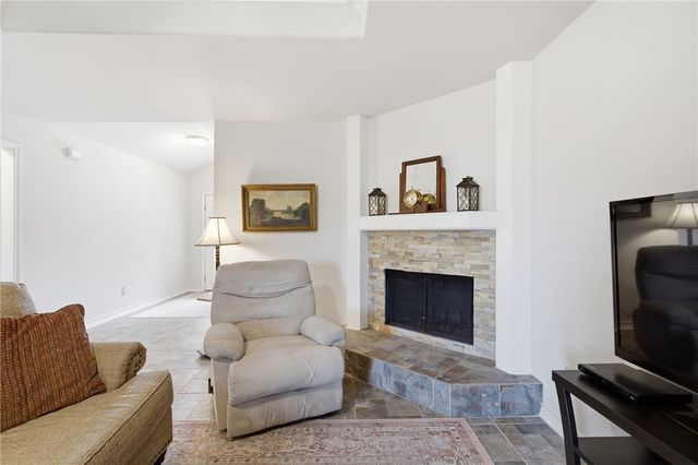 10522 Pioneer Dr, Corpus Christi, TX 78410