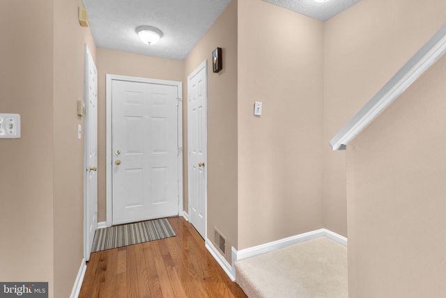 7151 NATURES RD, Columbia, MD 21046