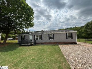 317 Beaver Pond Drive, Piedmont, SC 29673