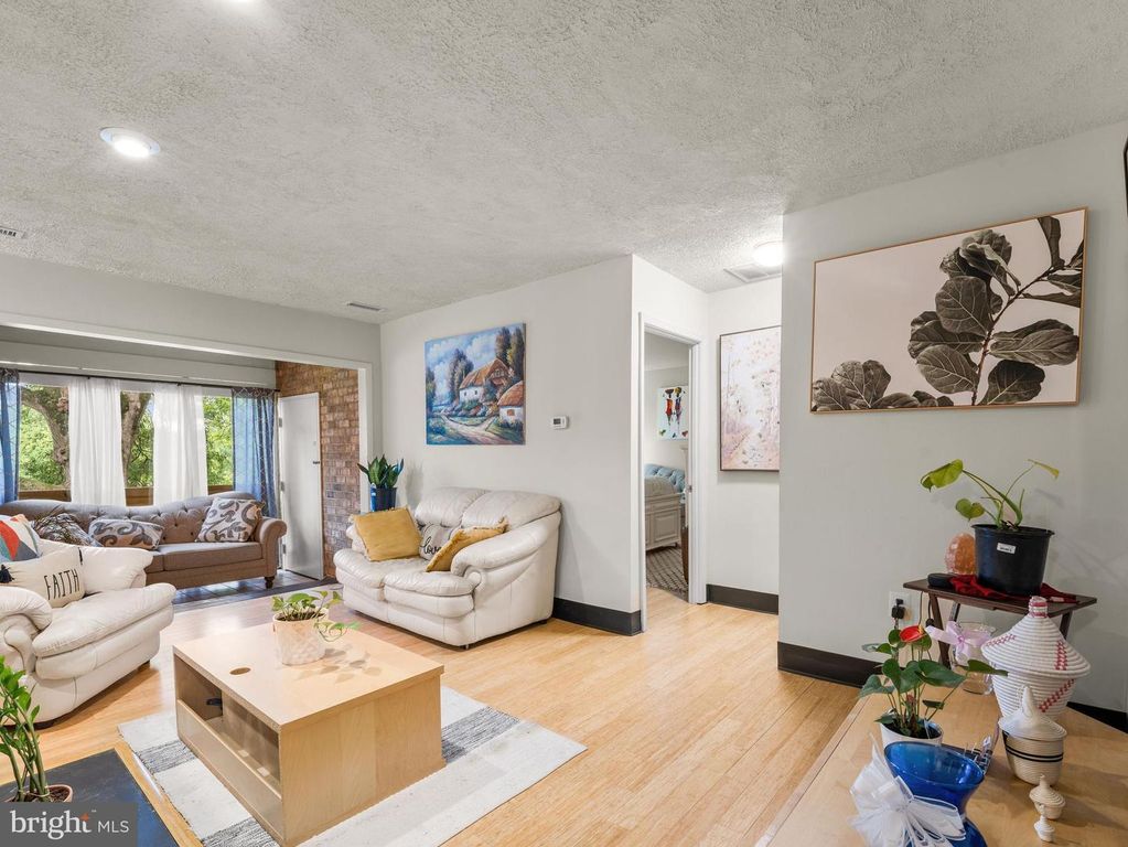 Image 11 of property listing at 10578 CROSS FOX LN #E2, Columbia, MD 21044