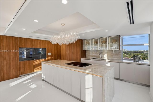 5660 Collins Ave 11C, Miami Beach, FL 33140