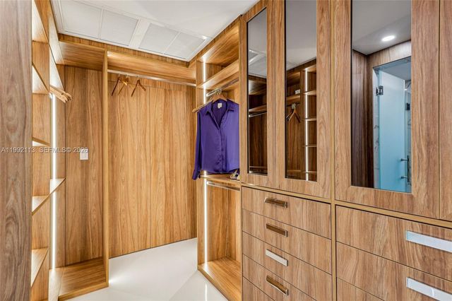 5660 Collins Ave 11C, Miami Beach, FL 33140