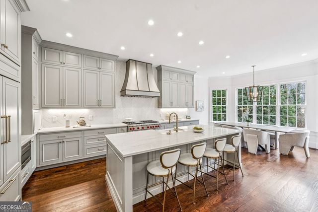 130 Blackland Road NW, Atlanta, GA 30342