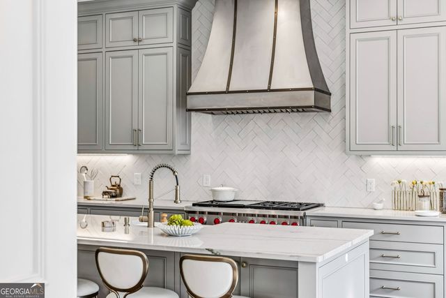 130 Blackland Road NW, Atlanta, GA 30342