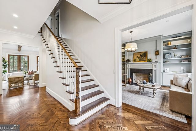 130 Blackland Road NW, Atlanta, GA 30342