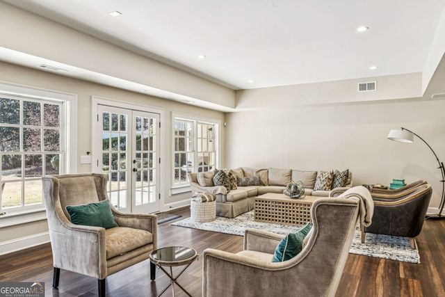 130 Blackland Road NW, Atlanta, GA 30342