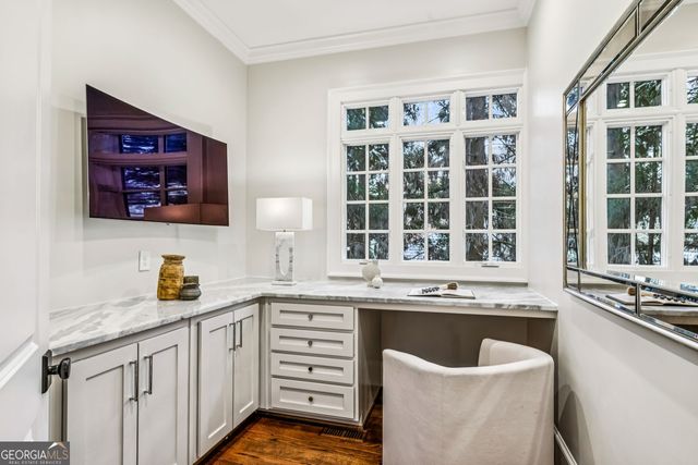 130 Blackland Road NW, Atlanta, GA 30342