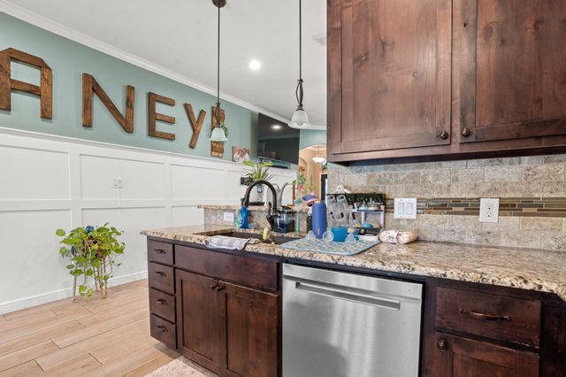 3104 Wrangler Court, Granbury, TX 76049