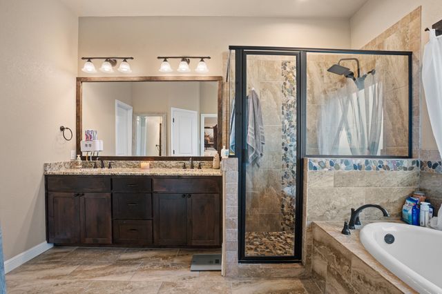 3104 Wrangler Court, Granbury, TX 76049